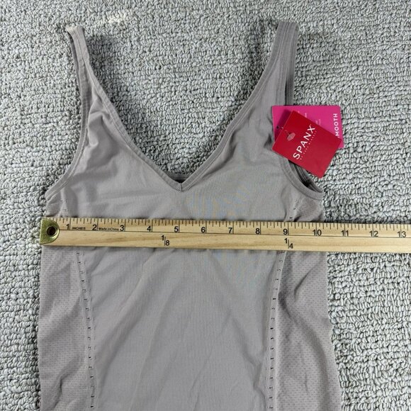 Spanx Body Shaping Camisole Tank Top Beige Women’s Size XS - Picture 5 of 7
